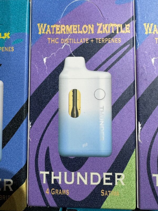 4G Thunder disposable vape Digital Art