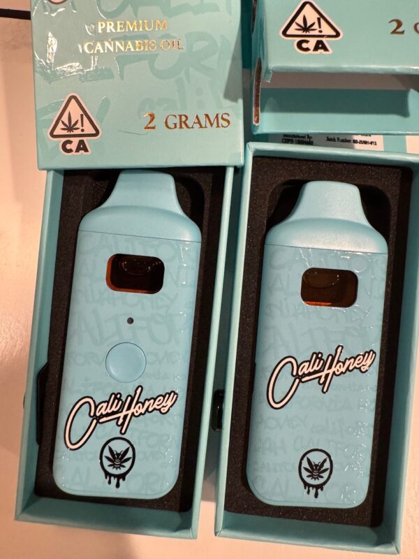 2G Baby Blue California Honey Live Resin Disposable Vape Digital Art