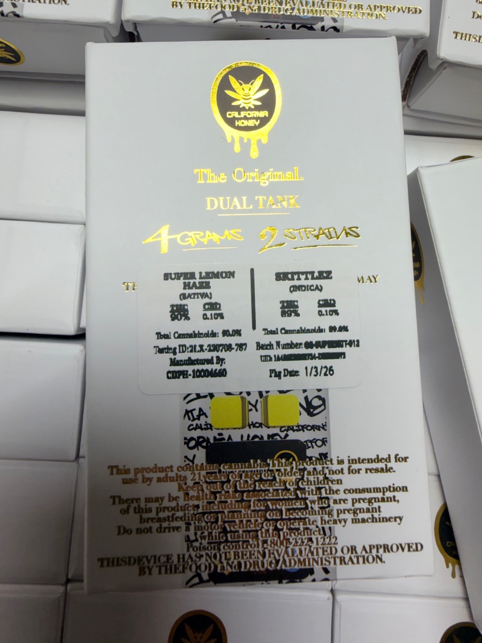 4G California Honey disposable vape Digital Art - Image 3