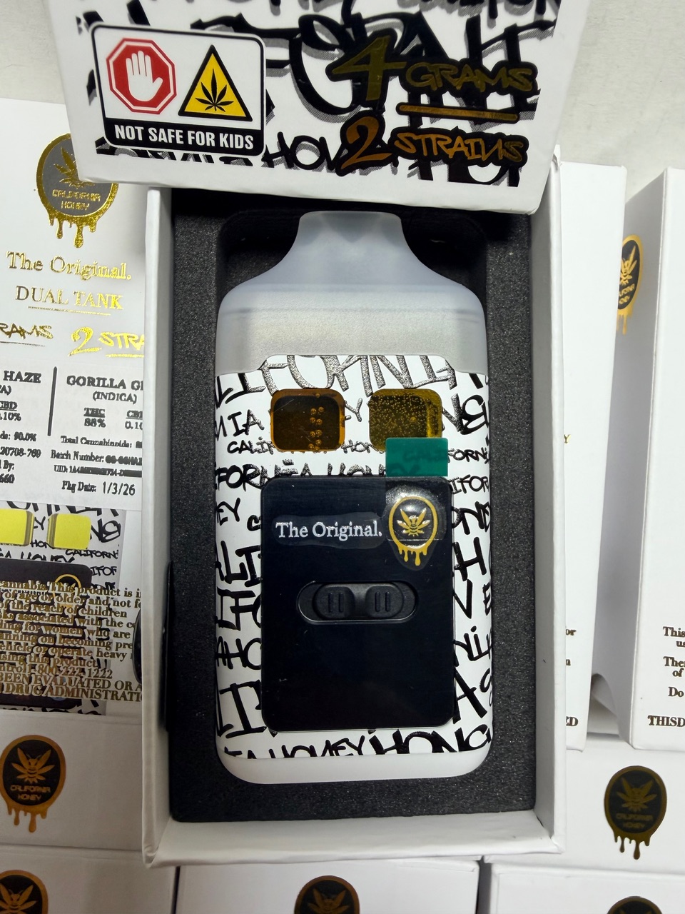 4G California Honey disposable vape Digital Art - Image 8