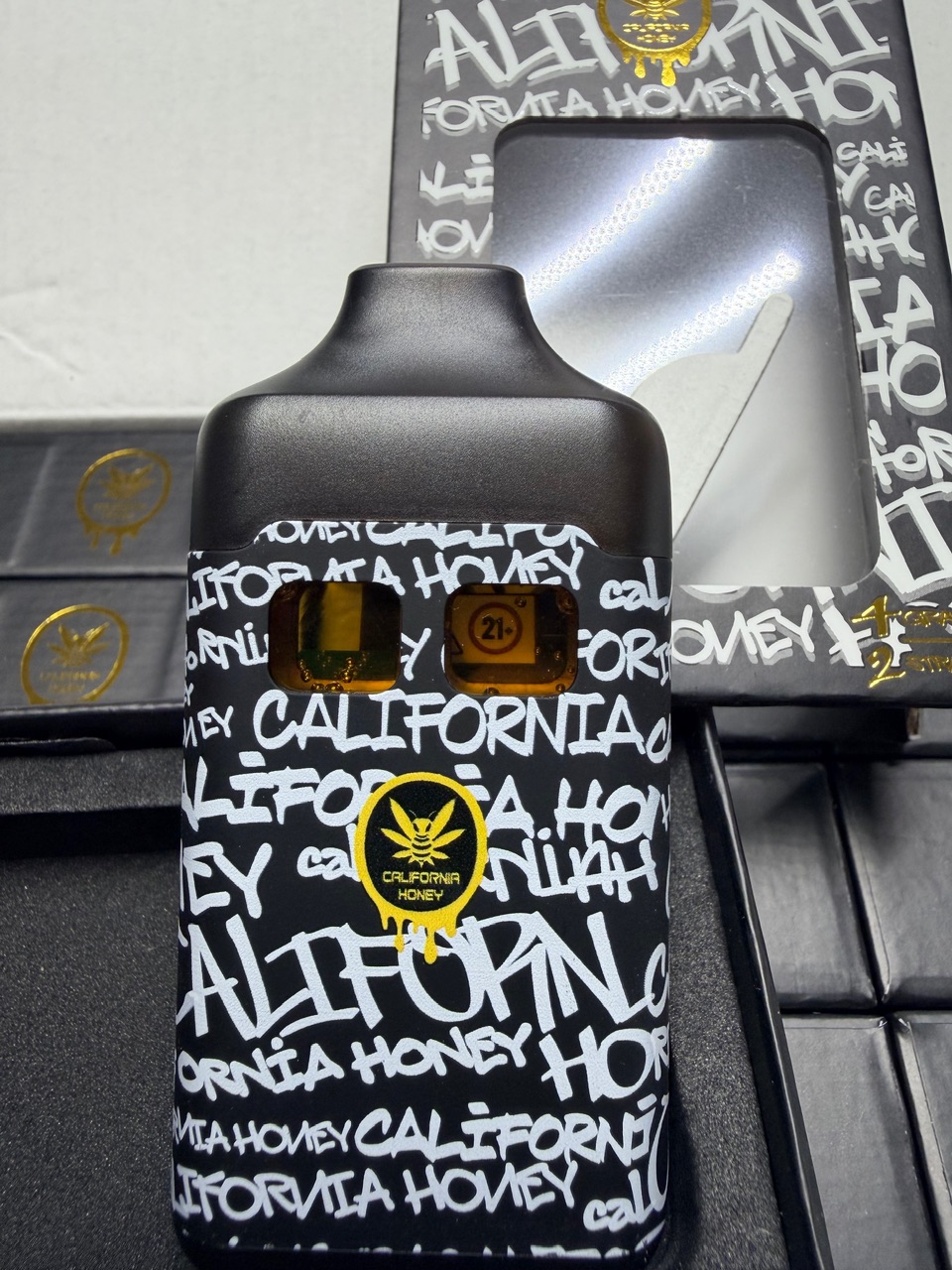 4G California Honey disposable vape Digital Art - Image 12