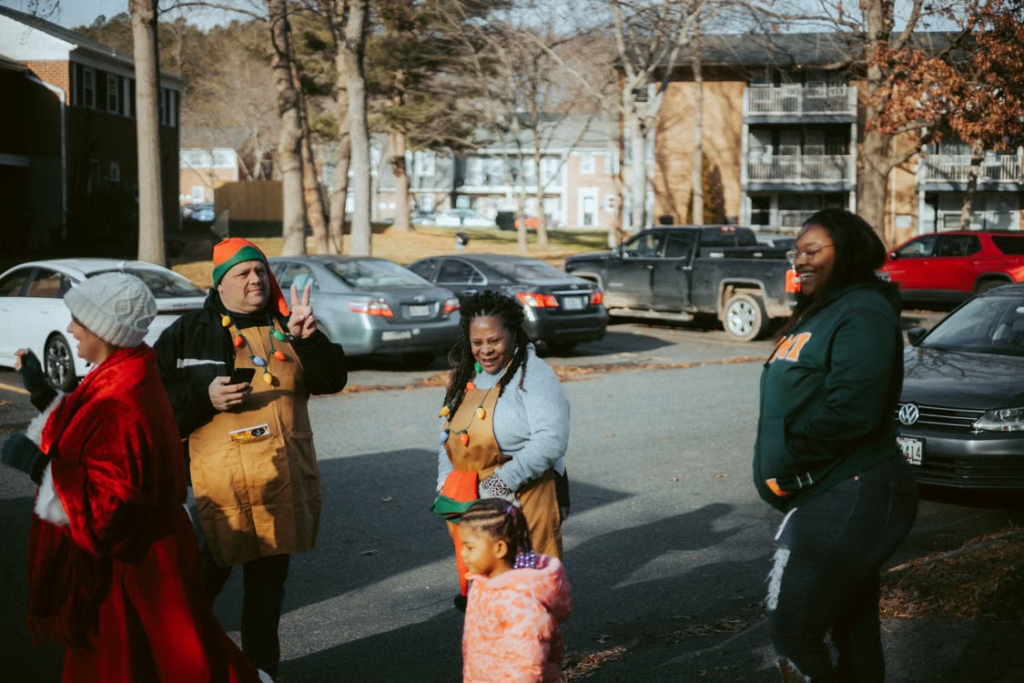  Seasonal neighborhood gathering